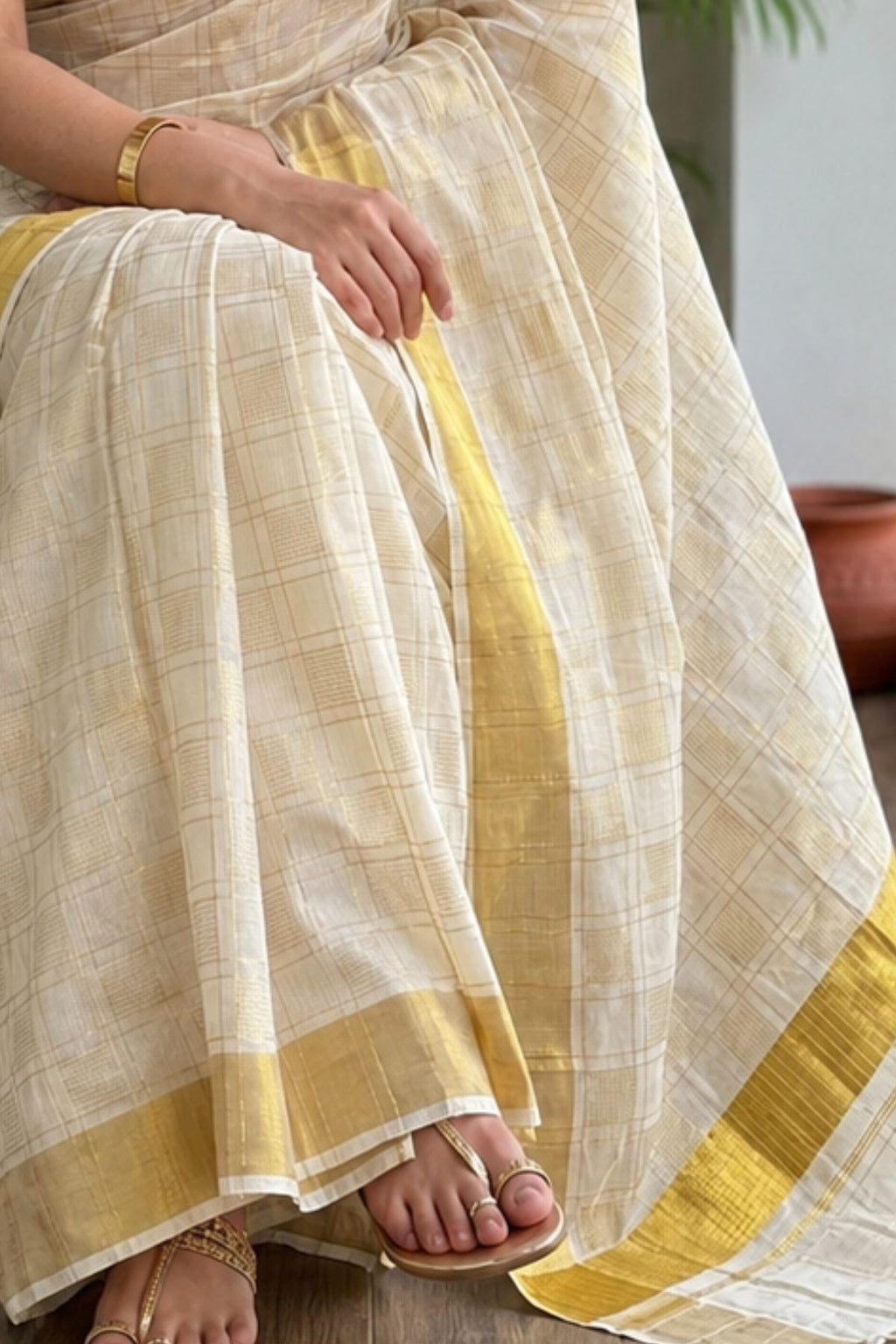 Kerala Kasavu Saree with Checkered Weave & Gold Zari Border