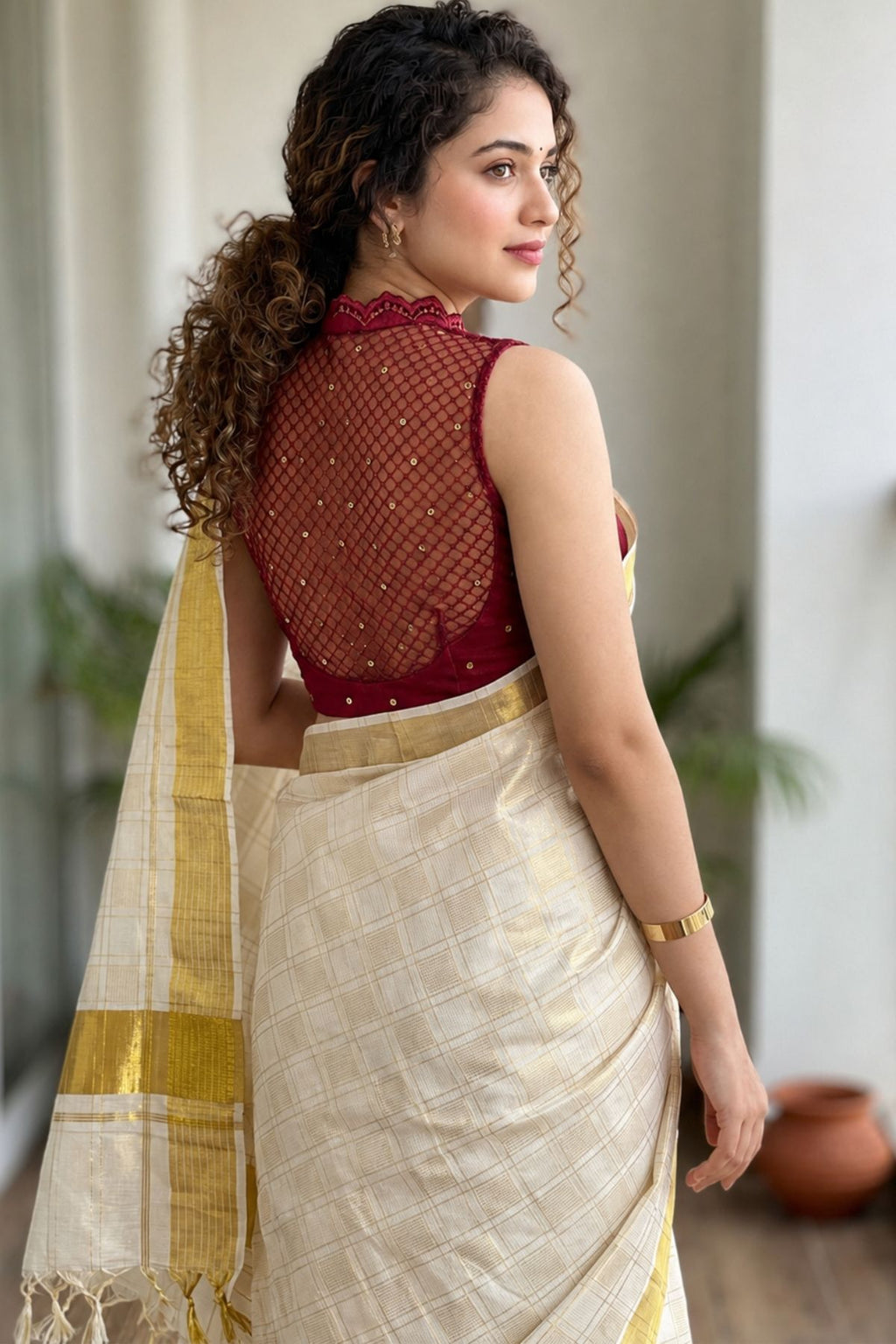 Kerala Kasavu Saree with Checkered Weave & Gold Zari Border