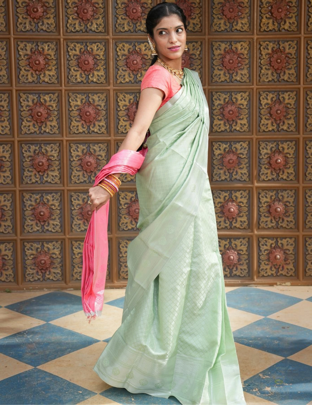 House Of Paramya sage green semi Kanchipuram silk saree with diamond lattice pattern and contrast pink pallu